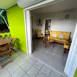 ti-kaz-choco.comcaribbean.com/